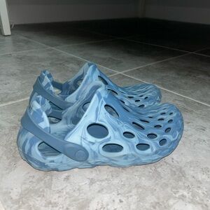 Merrell Women’s Hydro Moc Shoes.